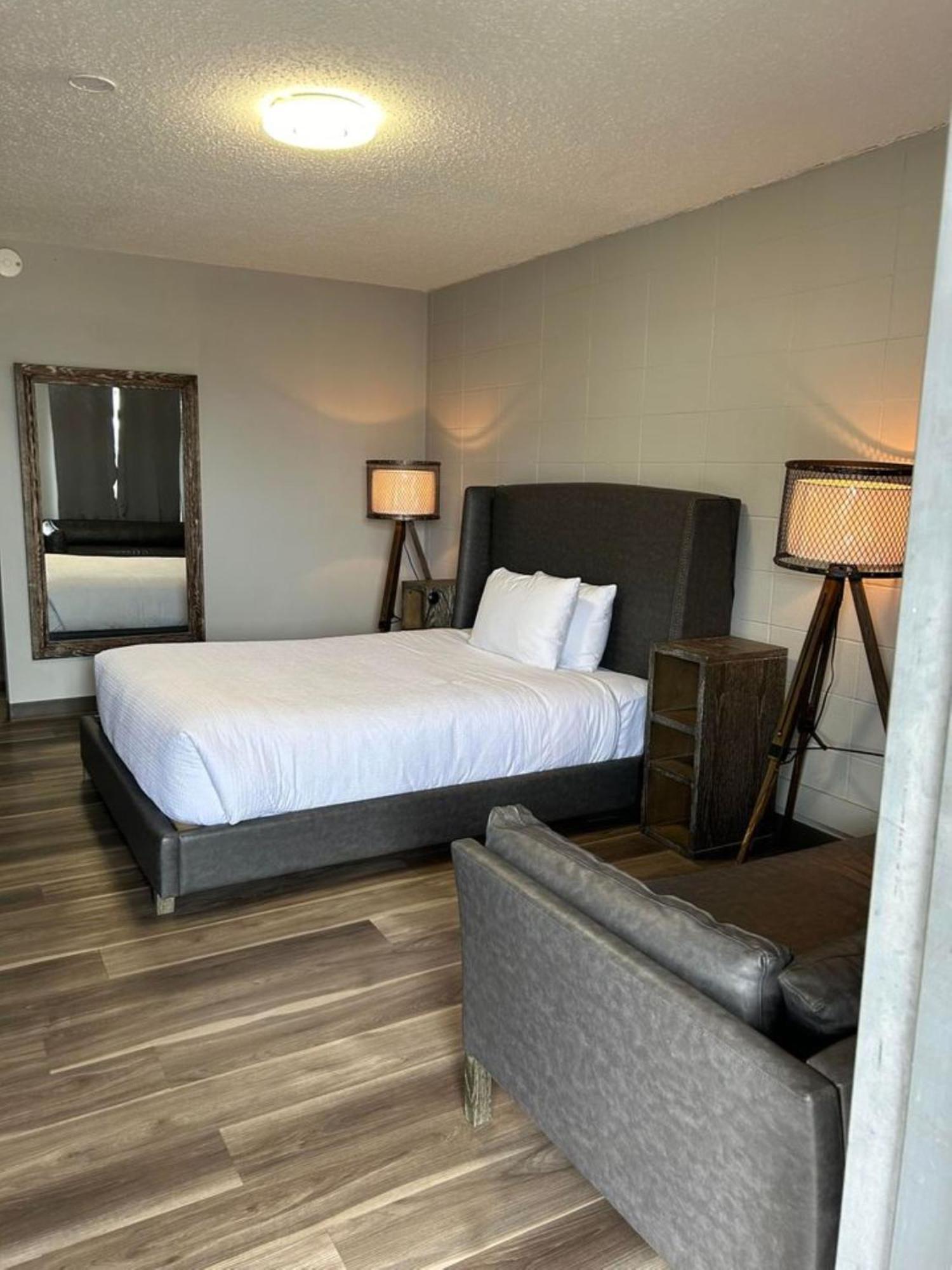 Parkside Inn Grande Prairie Eksteriør bilde